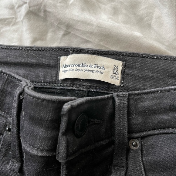 Abercrombie & Fitch Black skinny jeans - Picture 2 of 3